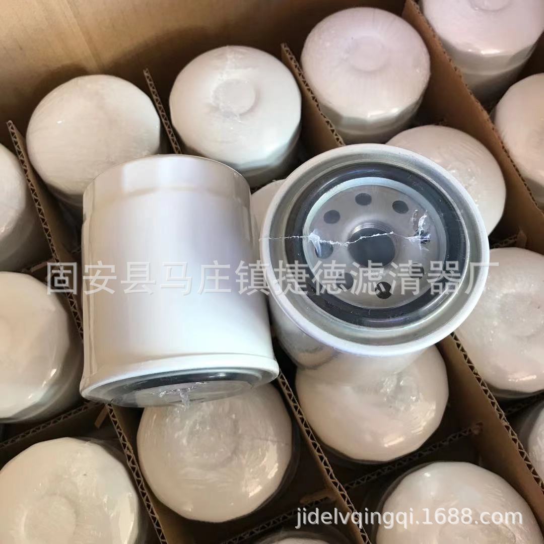 供应 P550127 燃油滤清器滤芯