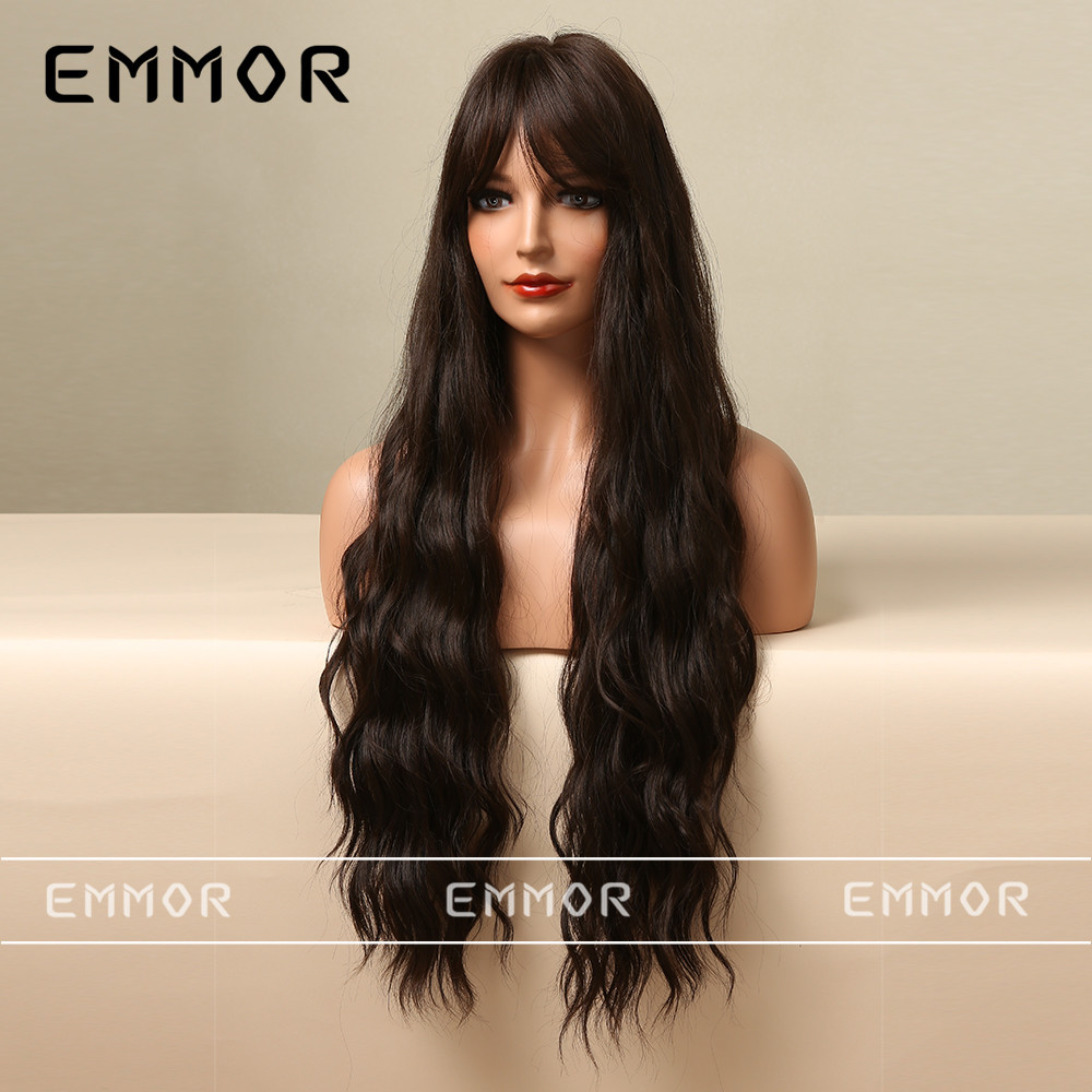 Peluca europea y americana hembra negro marrón de ocho caracteres flequillo largo pelo rizado en stock Peluca de pelo de alta temperatura cosplay de seda