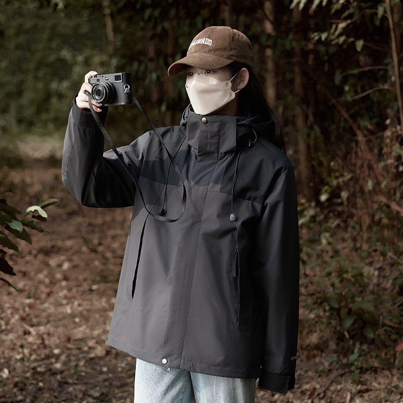 Chaqueta de Montaña Impermeable y Cortavientos 3 en 1 Desmontable, Estilo Unisex, Nueva Colección 2025