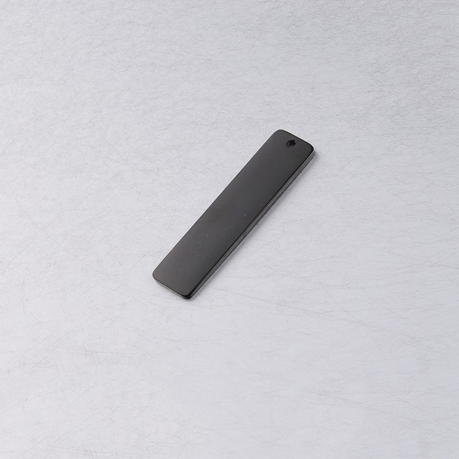 Plating Design 1 Piece 40 * 10mm Hole 1~1.9mm 304 Stainless Steel Customization Laser Engraving Solid Color Rectangle Pendant Pendant
