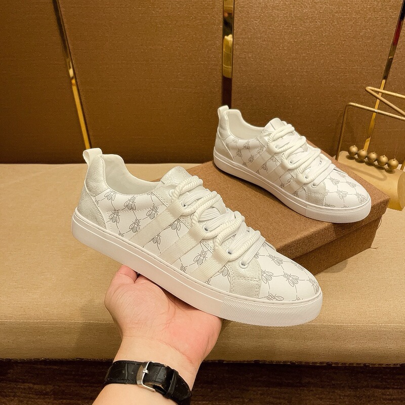 Fuguqi 2025 New Little Bee Men's Shoes High-End Trendy Brand Fuguqi Casual Shoes Versatile Trendy Low-Top Sneakers Fuguqi 2025 New Little Bee Men's Shoes High-End Trendy Brand Fuguqi Casual Shoes Versatile Trendy Low-Top Sneakers