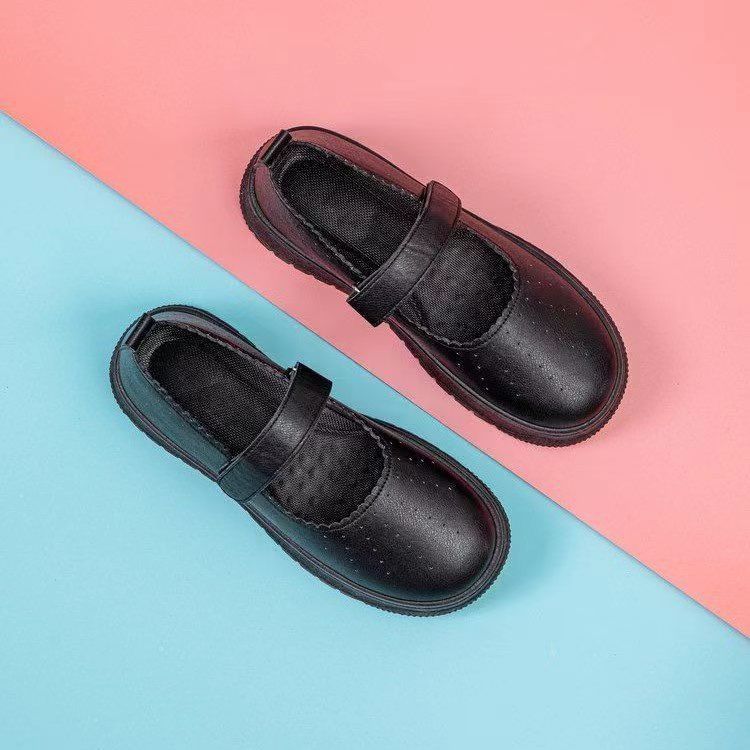 Zapatos de enfermería de verano huecos transpirables antiodor suela suave no se cansa un solo pie zapatos de trabajo médico zapatos blancos