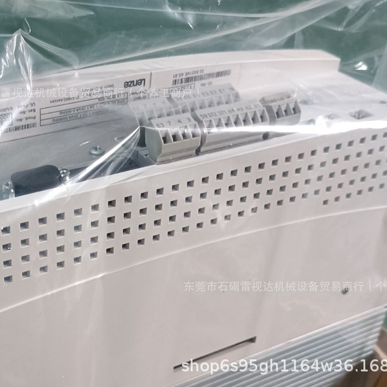 全新伦茨EVF9324-EVV004变频器现货，需议价