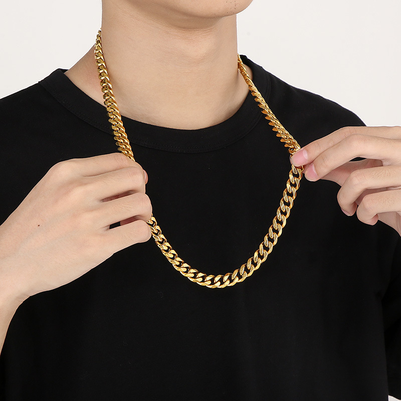 135g Weight PVD Coated Gold Plating Process 18K Real Gold Plated Plating Material 304 Stainless Steel Pendant Material Rhinestones Inlay Material Necklace Classification 304 Stainless Steel Chain Material Daily Occasion 304 Stainless Steel Material Geometric Pattern Unisex Gender Fashion Style Waterproof Non Tarnish, Inlay Craft Fashion Geometric Stainless Steel Necklace Inlay Rhinestones Stainless Steel Necklaces 14