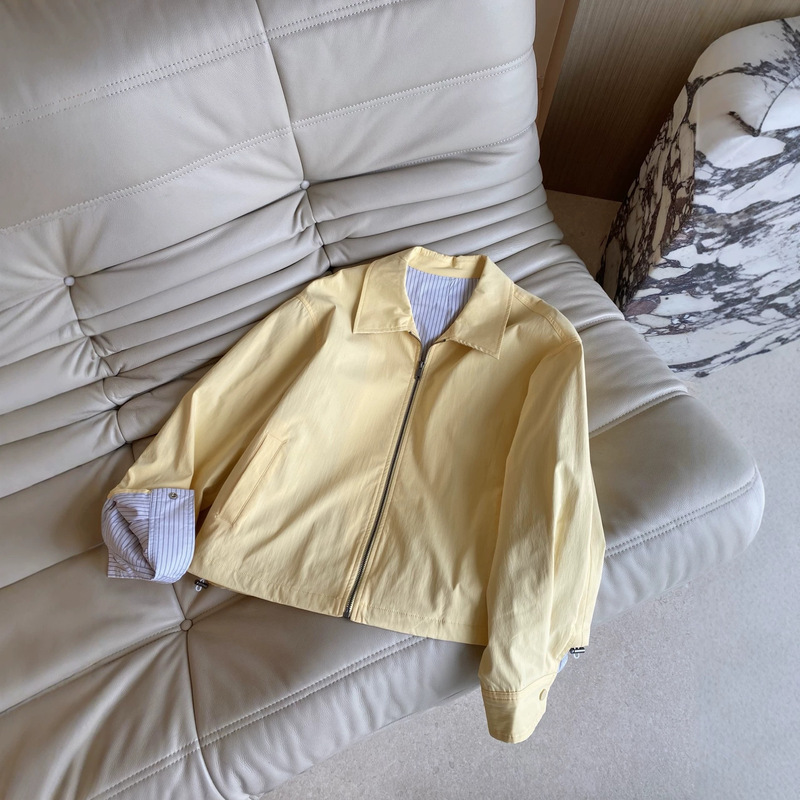 2026 Autumn Youthful Casual Style Cream Yellow Turn-down Collar Loose Versatile Workwear Style Lightweight Cotton Short Trench Coat for Women 2026 Autumn Youthful Casual Style Cream Yellow Turn-down Collar Loose Versatile Workwear Style Lightweight Cotton Short Trench Coat for Women