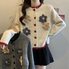法式气质花朵圆领毛衣外套女秋冬女装慵懒风小个子短款针织开衫女