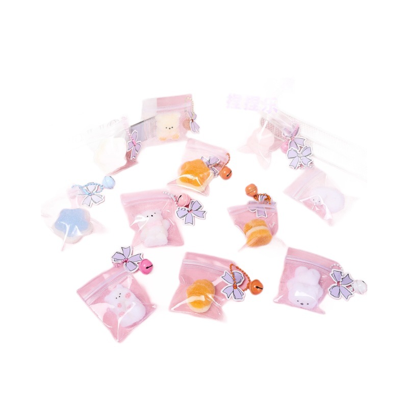 B pequeño colgante, campana, pellizco, pellizco, pellizco, pellizco, pellizco, nariz pequeña, bolso escolar, colgante, juguete de simulación, lote de venta directa de fábrica