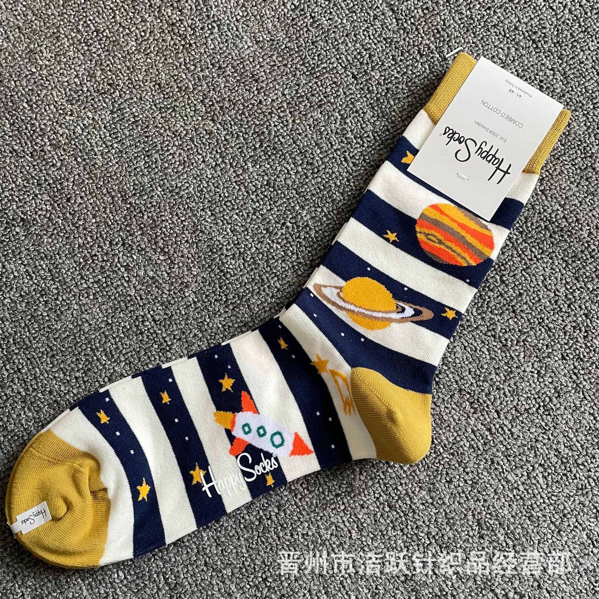 Happy socks新品高品质ハイレザー男性ソックススウェーデンコットンソックスファッションソックスカップルinsロング美脚ソックス