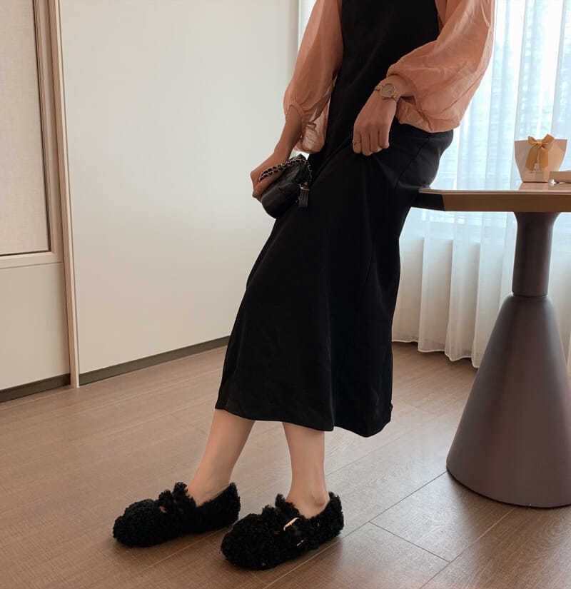 Tamanho grande sapatos peludos para outono e inverno exterior usar nova sola plana internet celebridade encaracolado mais gorro de veludo única mulher_voghion.com