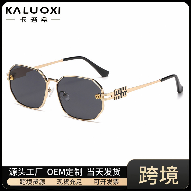 New m Brand Metal Sunglasses for Men, Polygonal Trendy Street Style, Women's Internet Celebrity Sunglasses, Retro Sun Protection Sunglasses