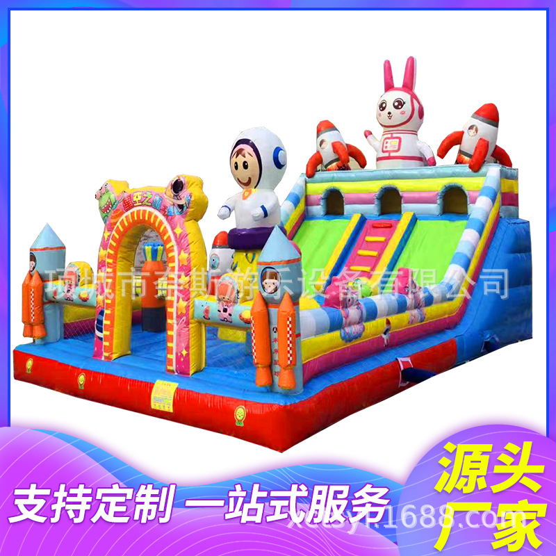 Fabricantes de equipos de recreación inflables para niños trampolín al aire libre estandos inflables escaleras