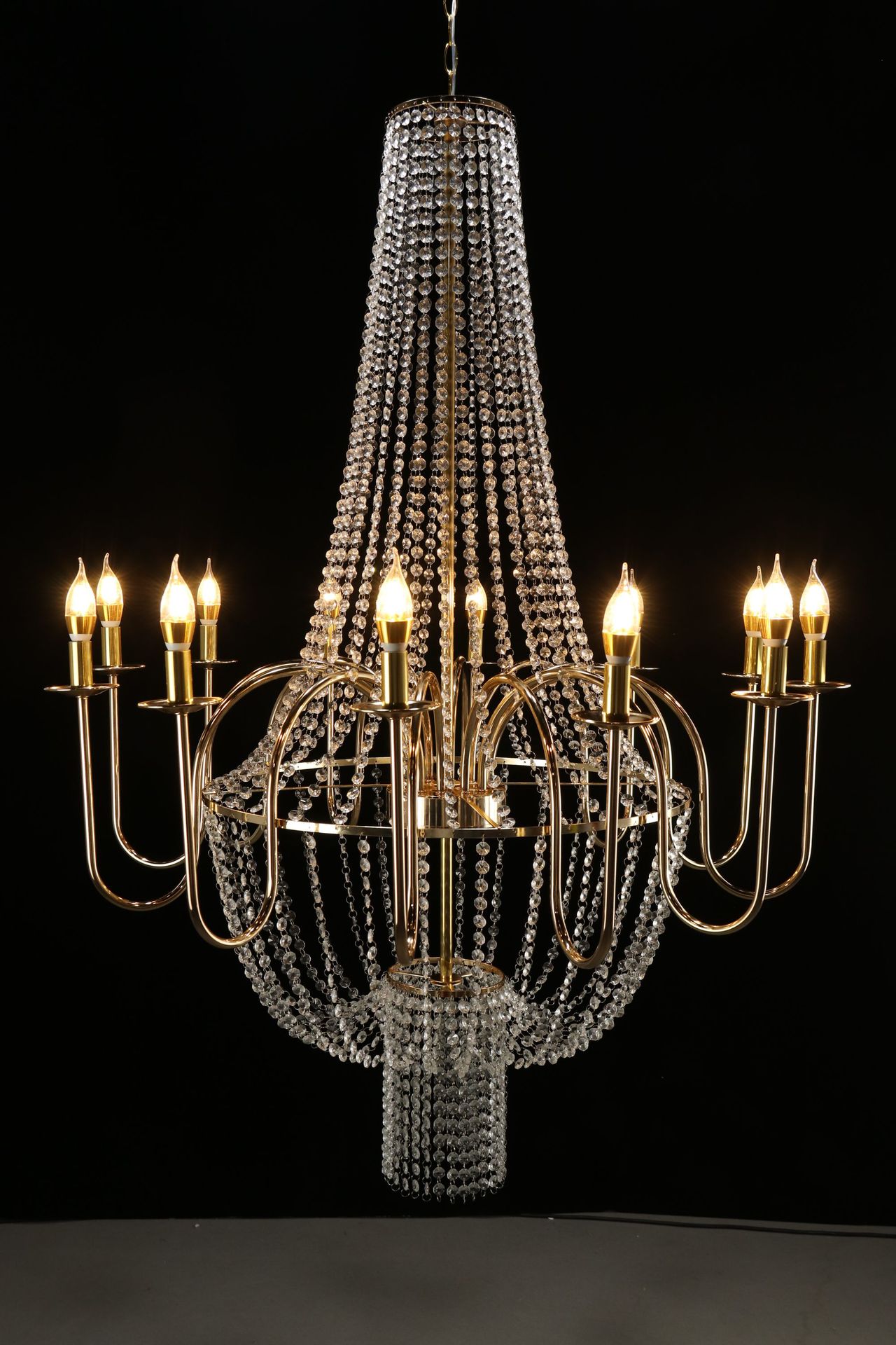 Nuevos accesorios de boda lámpara de cristal S tubo curvo techo del hotel sala de banquetes candelabros decoración de la sala de bodas colgante colgante