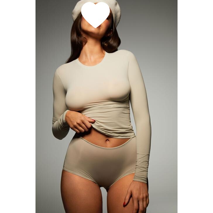 Small Amount in Stock, New Kim Kardashian Fits Everybody Long-Sleeve Pullover Slim-Fit Round-Neck Tight T-Shirt