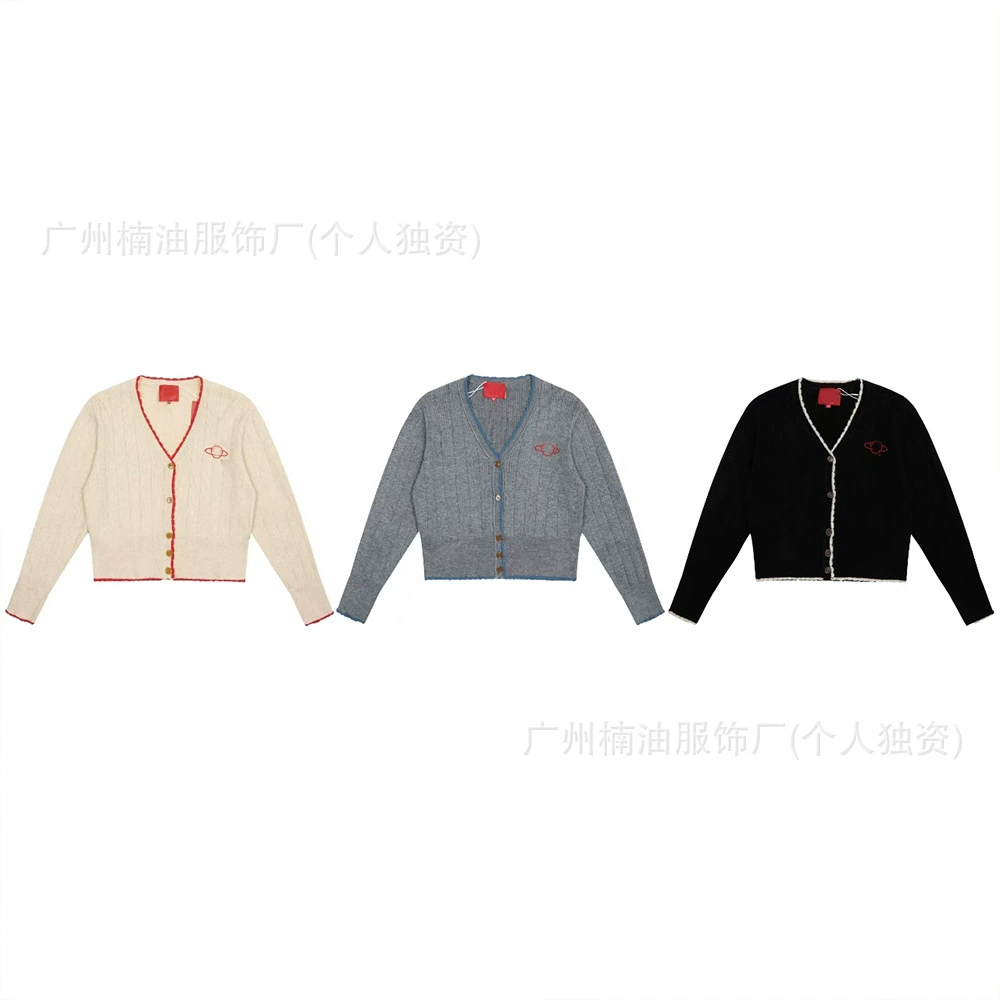 Женский кашемировый кардиган-жилет с вышивкой Queen Mother Saturn от Vivienne Westwood