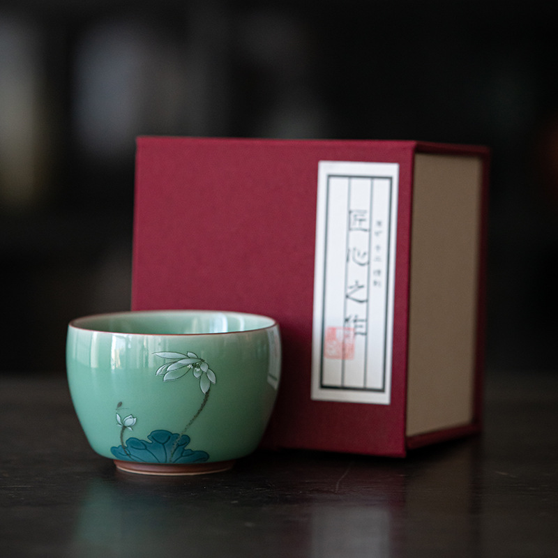 There are fish every year: Zen Meditation Cup Good Luck Lotus Gift Box
