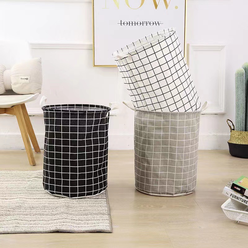 Folding laundry basket