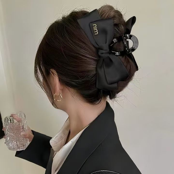 ハイエンドのパールリボングリッパー、女性用の大きなヘアピン、後頭部のヘアピン、エレガントなサメクリップ|undefined