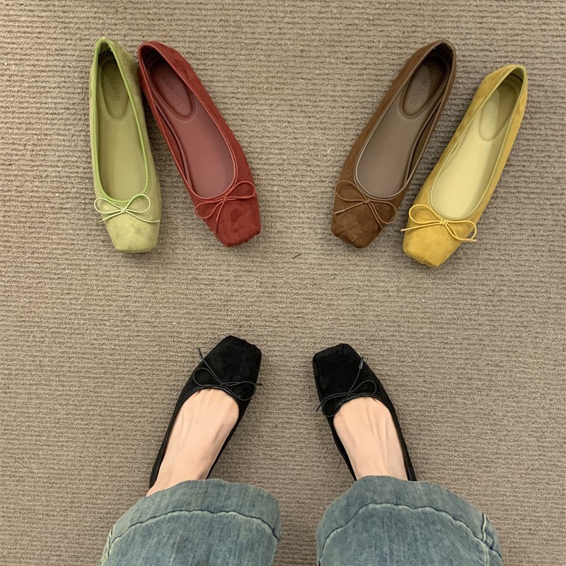 Vintage Chinese Style Cheongsam Red Flat Wedding Shoes Women's 2024 Spring and Autumn New French Style Gentle Low Heel Ballet Shoes