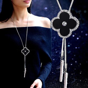 Easy to Wear Design Feeling Woolen Chain Women's High-end Necklace Accessories Elegant All-match Tassel Decorations Pendant