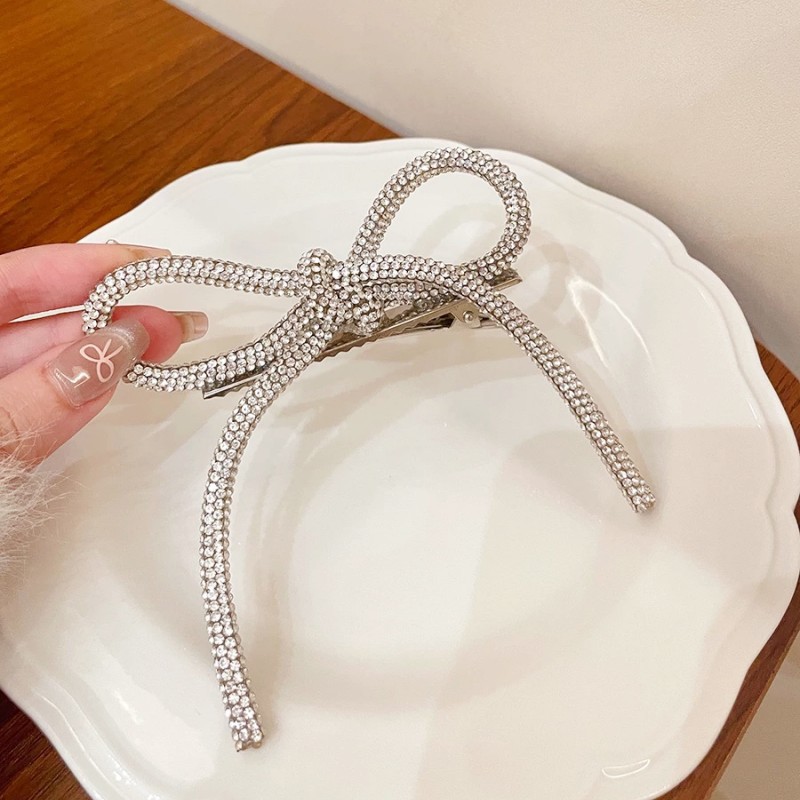 Round Bow Full Diamond Bangs Clip