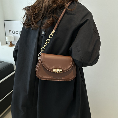 High-Quality Update Solid Color 2024 New Winter Retro Fashion Casual Crossbody Shoulder Underarm Chain Small Square Women's Bag