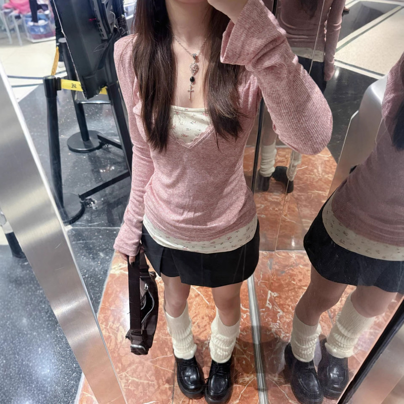 Korean-Style Sweet Lace Floral Fake Two-Piece Long-Sleeve T-Shirt for Women, Early Spring Inner Layering Top, Slim Fit and Flattering Korean-Style Sweet Lace Floral Fake Two-Piece Long-Sleeve T-Shirt for Women, Early Spring Inner Layering Top, Slim Fit and Flattering