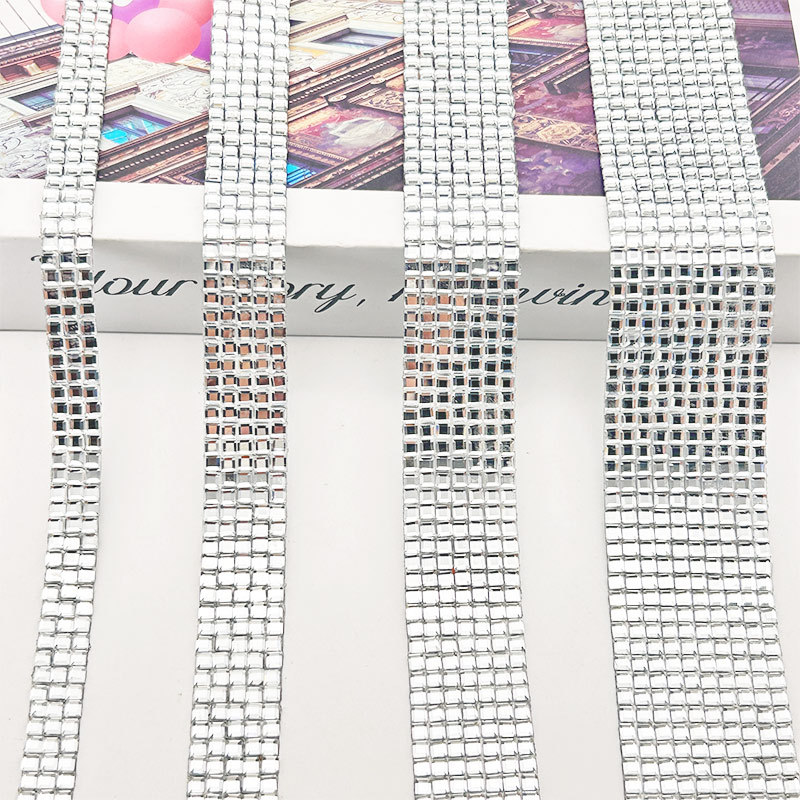 Nuevos accesorios de joyería de tiras de diamantes de cristal pegatinas de diamantes de imitación cinta de diamantes de imitación autoadhesiva de bricolaje accesorios de ropa pegatinas de diamantes