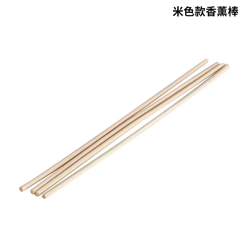 5 베이지 색 등나무; 유리