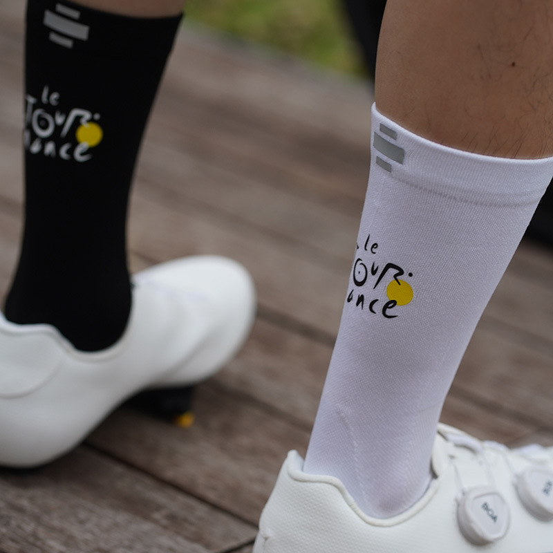 Cycling Socks Breathable Moisture Wicking Compression Sports Gear_voghion.com