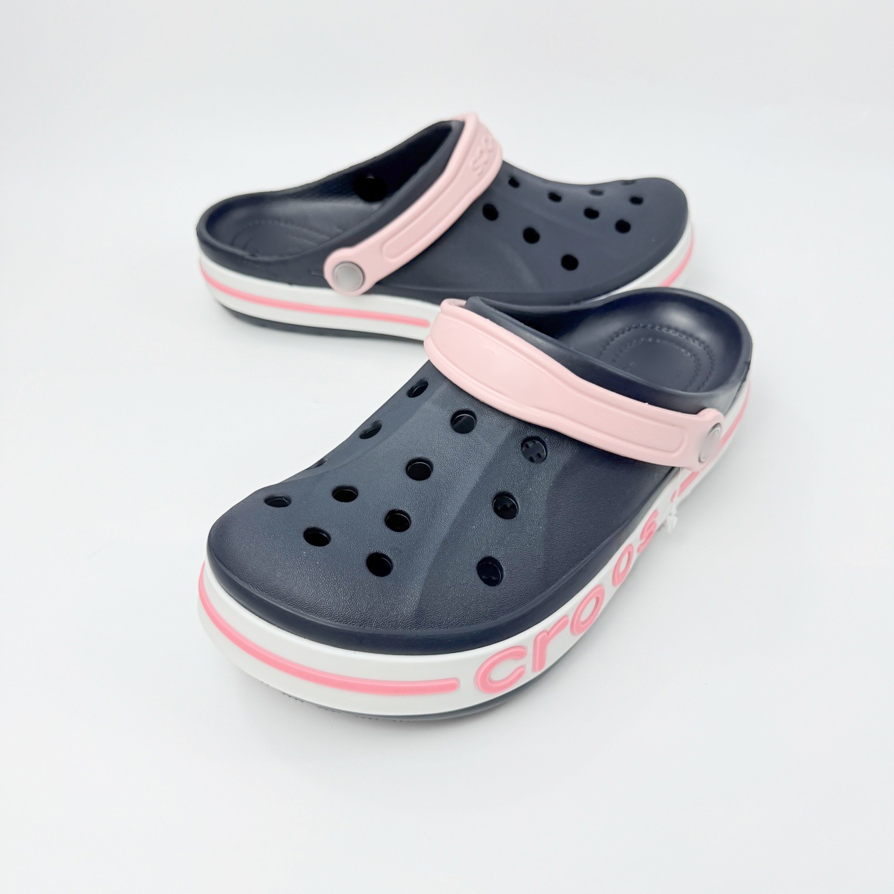 Dabeiya [dark blue pink]