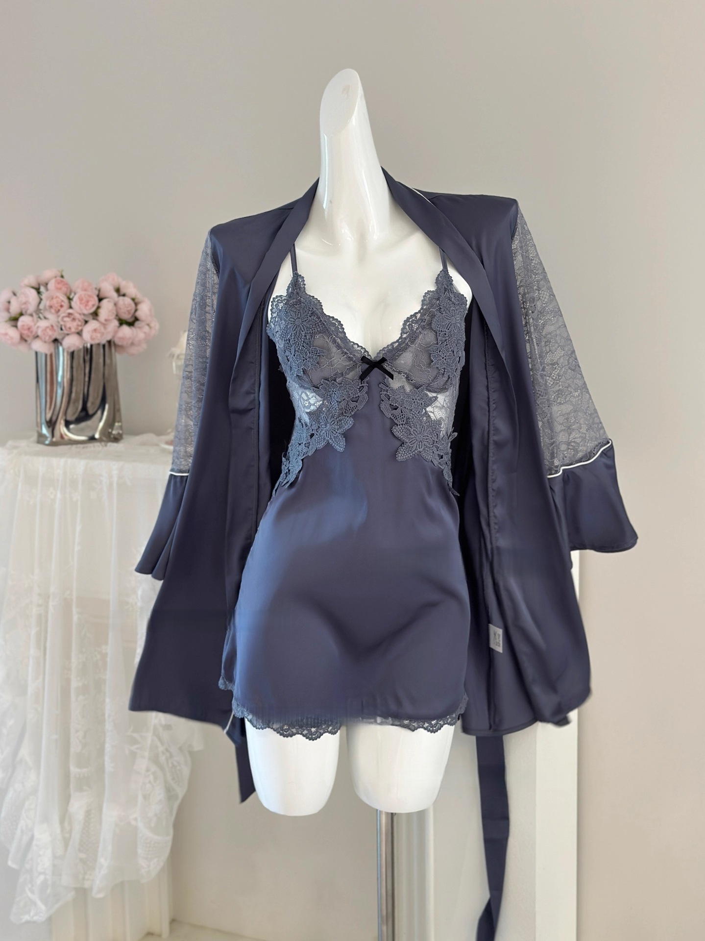 Moran gray suit: including suspender skirt + robe 6001-1