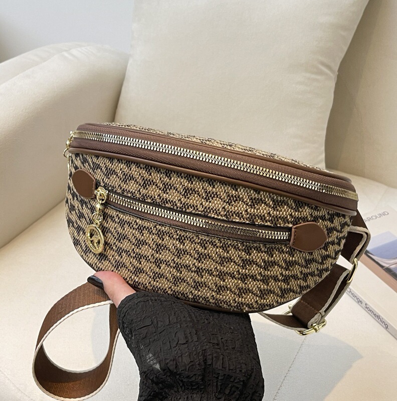 Cross-Border Leopard Print Small Bag, New Trendy Autumn and Winter Versatile Fashion Waist Bag for Women, Ins Niche Chest Bag, Single Shoulder Crossbody Bag