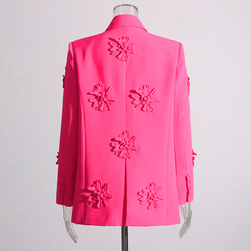 Design di abbigliamento femminile stile di nicchia piccolo abito 2024 nuovo temperamento risvolto medio pesante giacca da abito floreale tridimensionale per le donne_voghion.com