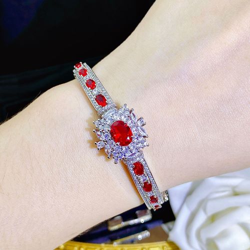 Luxury Light Luxury Sense Flower Clasp Bracelet, Versatile Retro Diamond-Impregnated Imitation Natural pigeon blood gemstone gemstone bracelet for women
