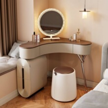 �͹��L�й��L�D����y̨���Ҷ���һ�w����С�������Ǹл��y��