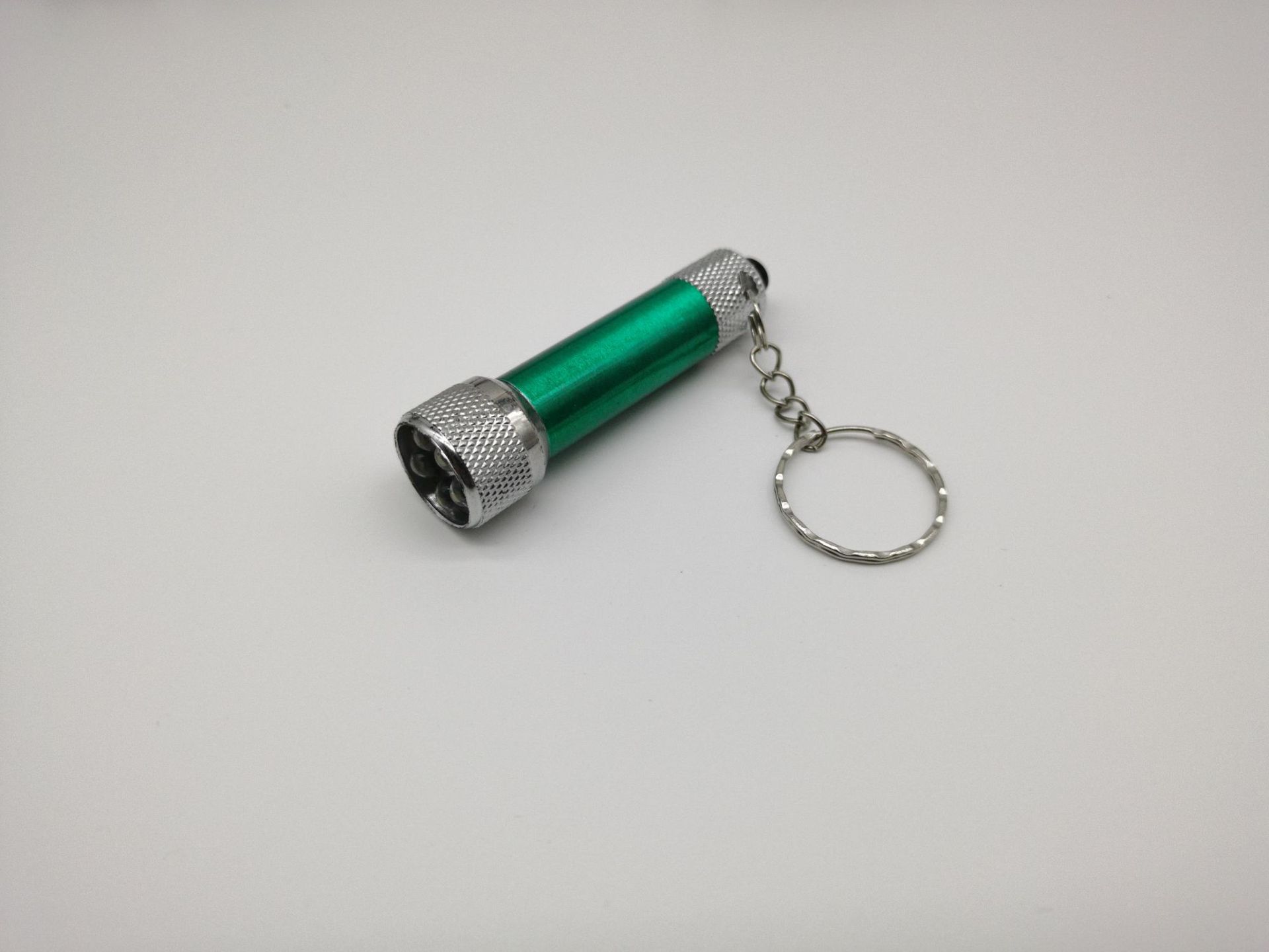 23190201191_439360965