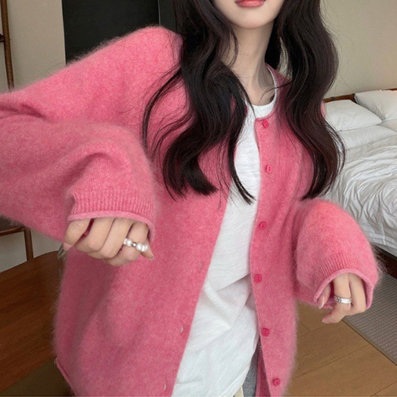 Korean-style casual pink soft and cozy round-neck knitted cardigan for women, new autumn and winter unique and beautiful outerwear top Korean-style casual pink soft and cozy round-neck knitted cardigan for women, new autumn and winter unique and beautiful outerwear top