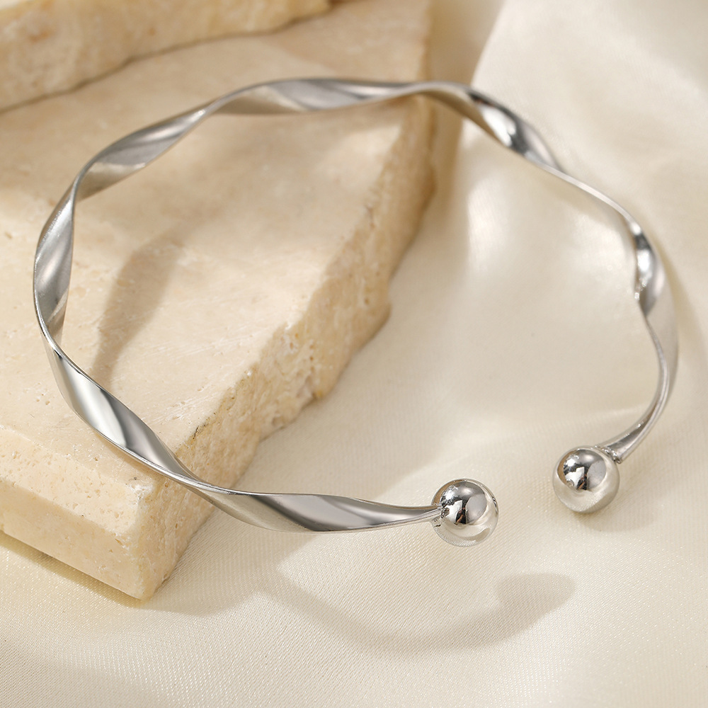 Simple Style Solid Color 304 Stainless Steel Stainless Steel Bracelets In Bulk display picture 7