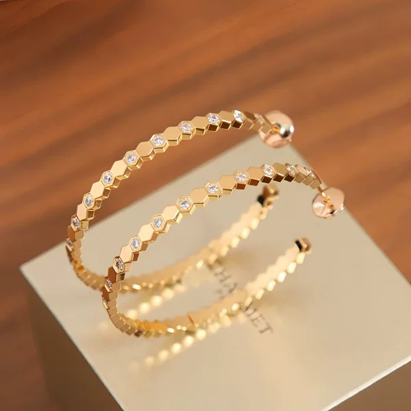 New Entry Luxury European and American Cross-border High Version Honeycomb Ear Ring 18K Rose Gold Niche Design Sense Fashion All-match