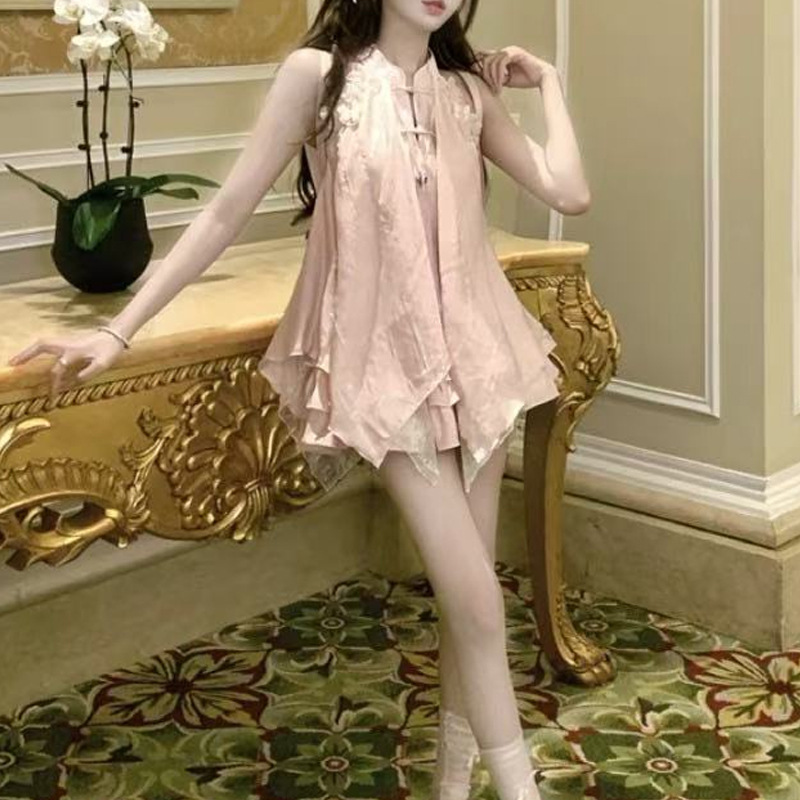 ピンクと白の民族風新中国風オリジナルデザインルーズトップスとショートスカート婦人服夏新作広州十三行|undefined