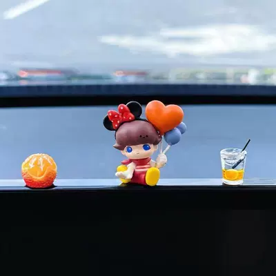 Car ornaments: Dashboard Display Car Dimoo