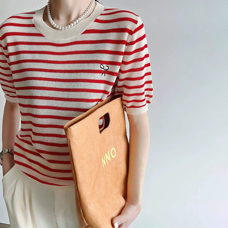 Популярный трикотаж с вышивкой из бантов