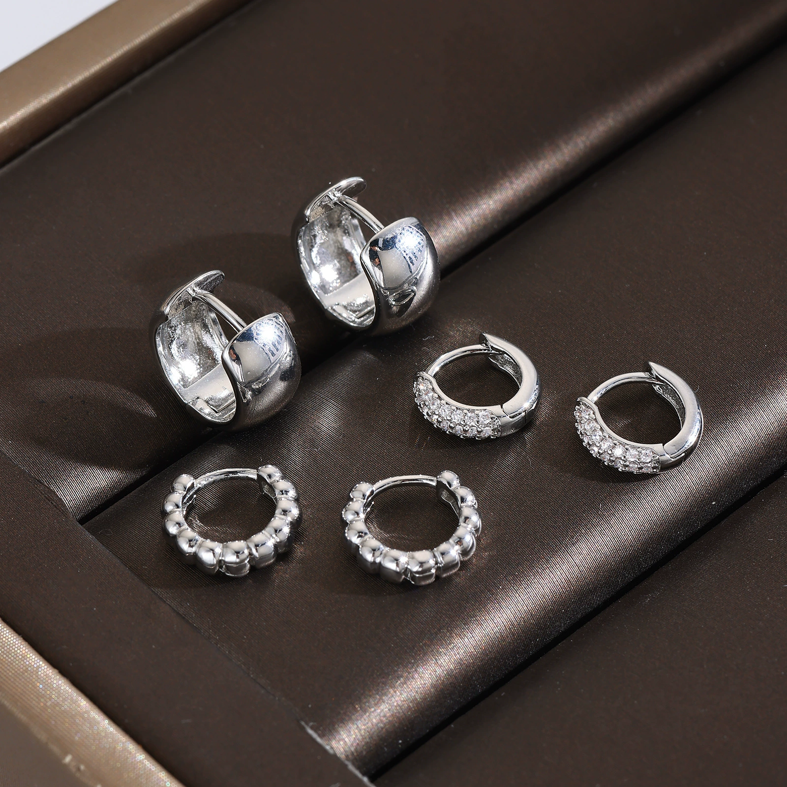 Медно-цинковый? Wait: copper zirconium earrings ear clips set European style high-quality style 3 piece set
