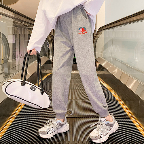 Girls' pants spring 2024 new children's sweatpants sweatpants medium and large children's casual pants loose elastic pants