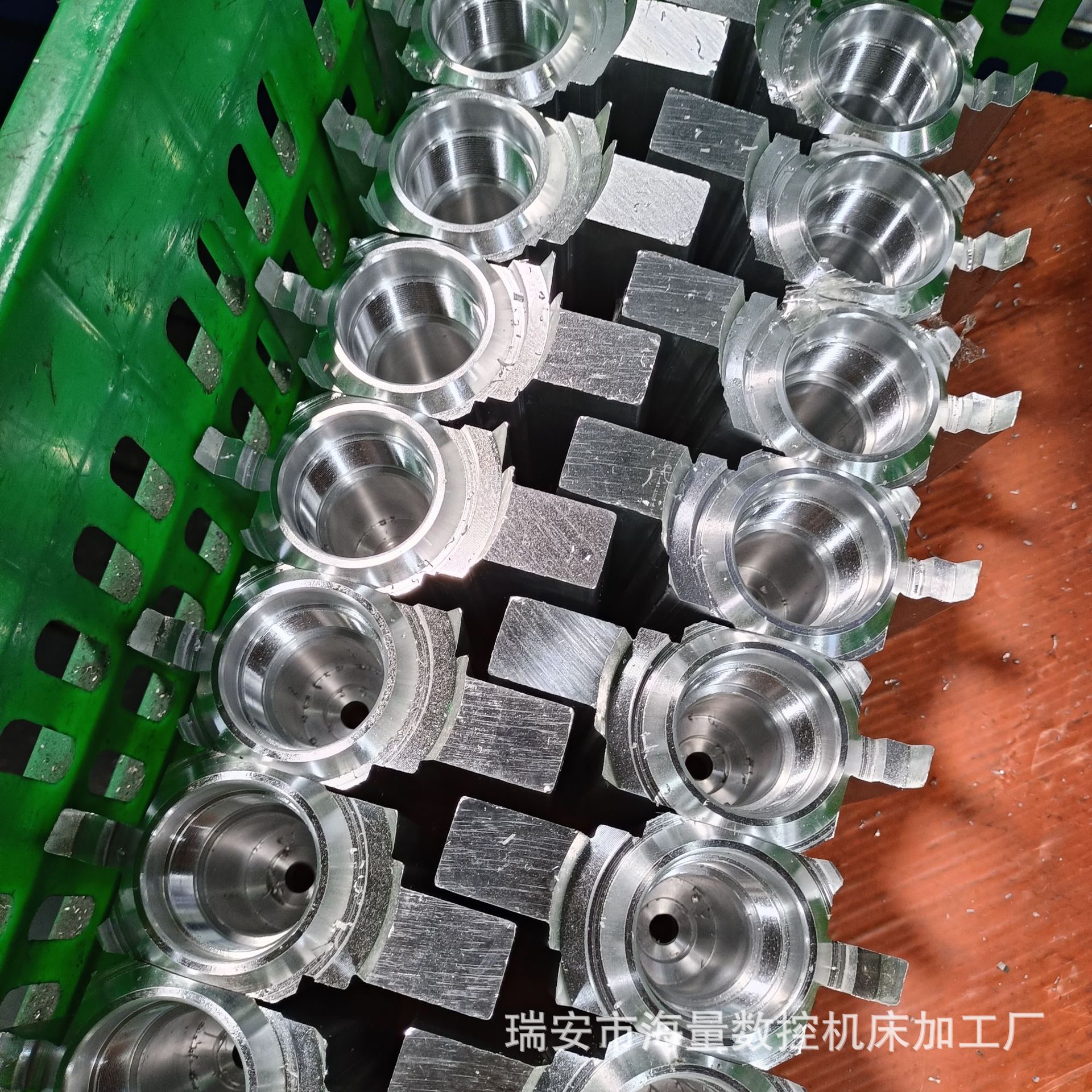 非标制定五金机械零件冲压件加工 铝合金零配件拉伸金属片cnc