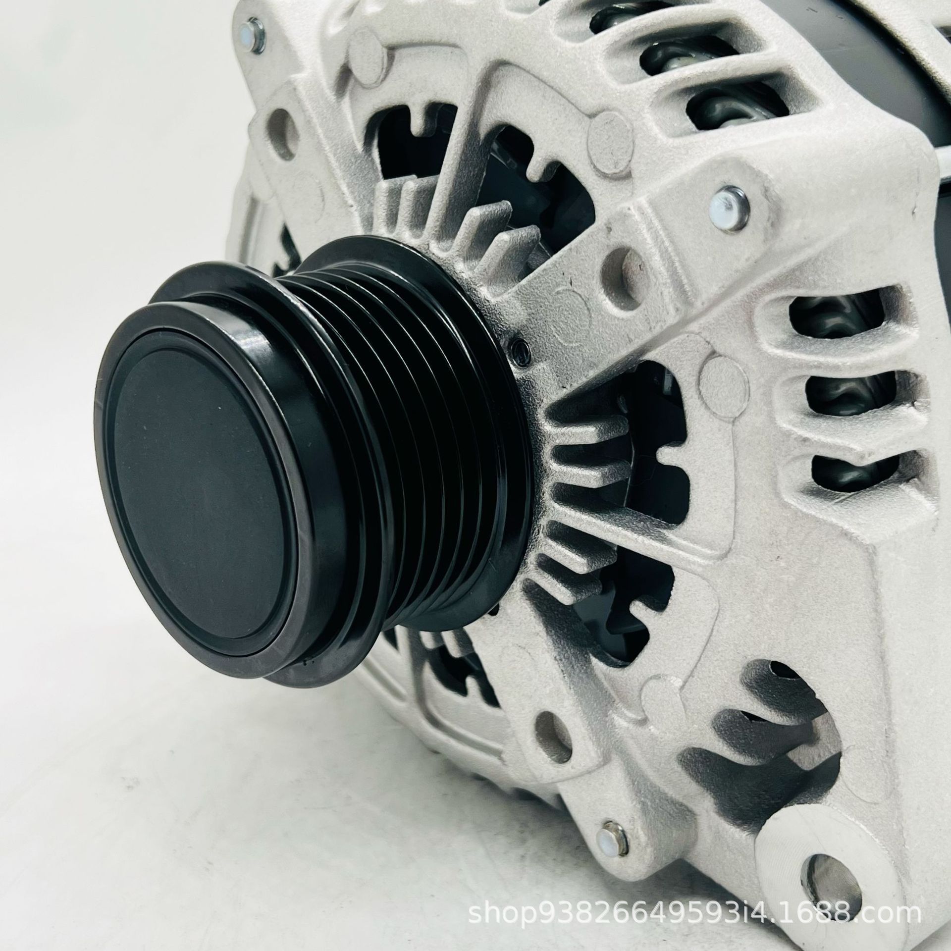 Suitable for Buick Chevrolet Car Generator 104210-6311 25815839 20838975 Direct Sales