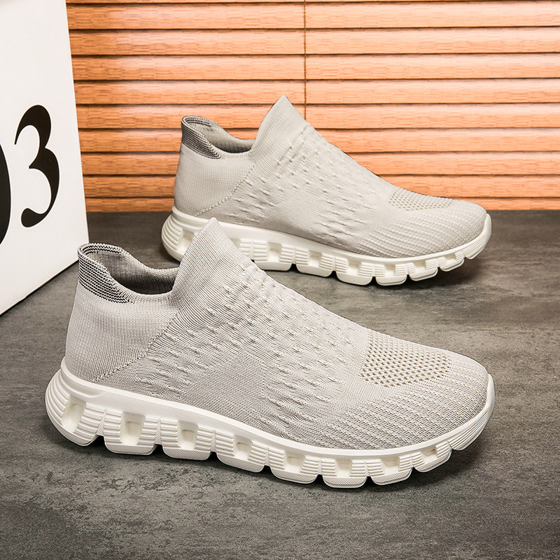 Primavera nuevos zapatos de calcetines de tejido volador para hombres y mujeres, zapatos deportivos de mujer elásticos ligeros y suaves, zapatos de pareja grandes para hombres