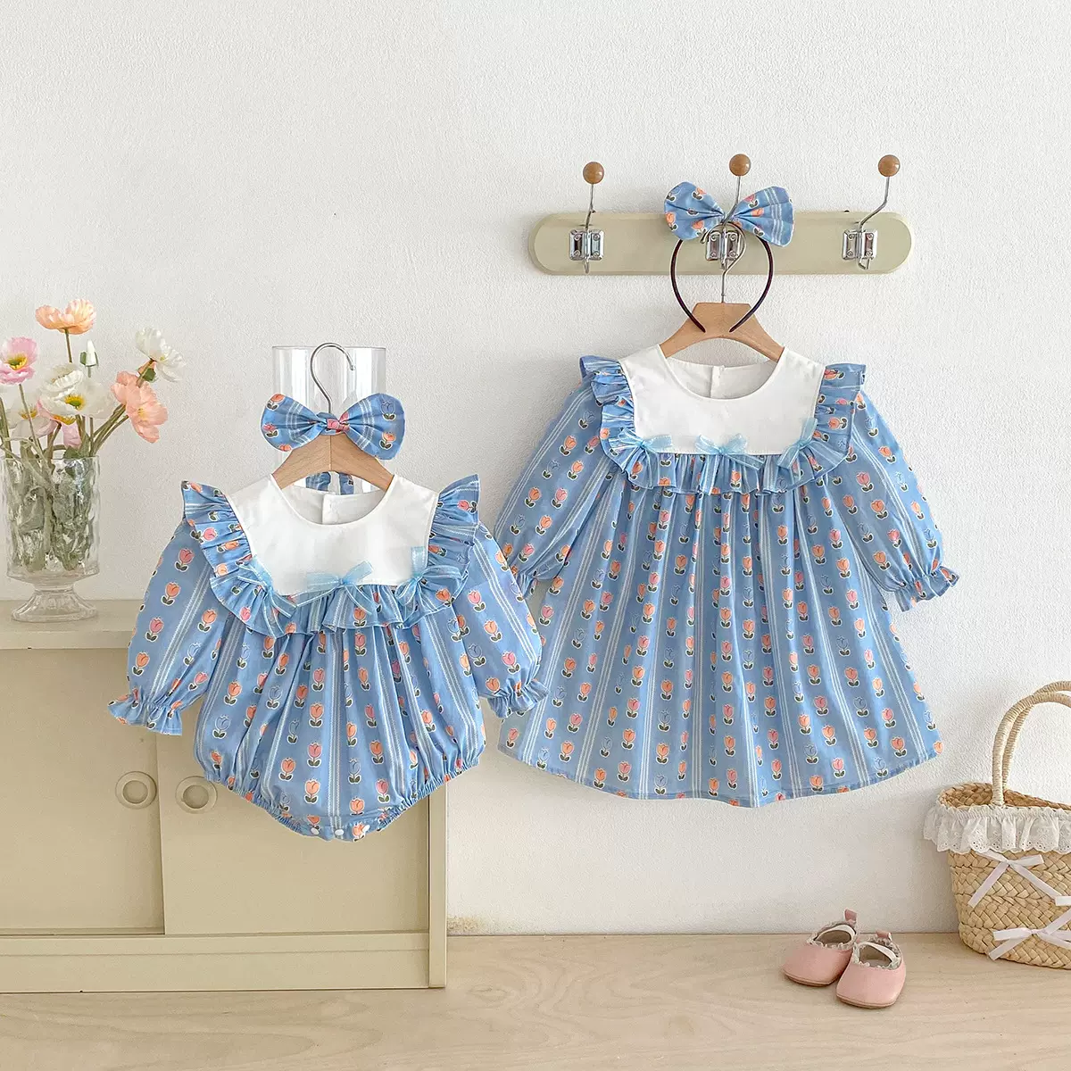 婴儿衣服26春季新款女宝韩版包屁衣女童时髦蓝色连衣裙公主姐妹装