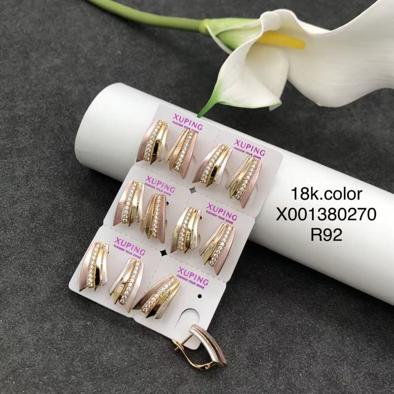 Pendientes de Aro con Zirconia de Aleación de Cobre Bañado en Oro de 18K