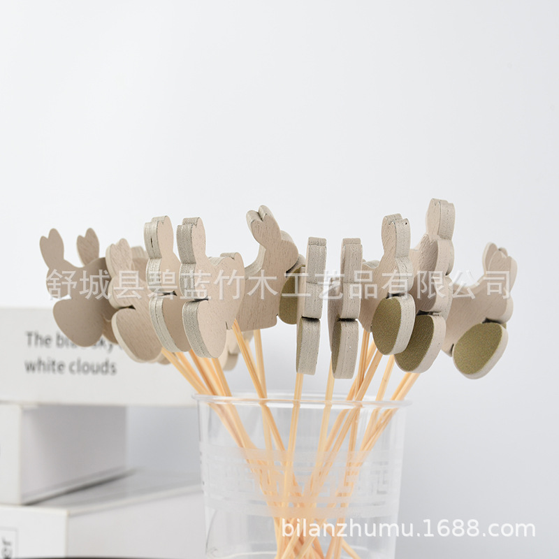 Fábrica suministro de conejo horquilla de fruta creativa animal decoración horquilla de fruta bandeja de bambú desechable horquilla de moda